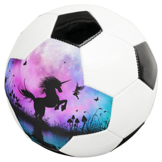 Einhorn mit kleiner Fee Fußball (Dreiviertel)