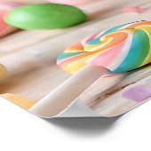 Einhorn mit Regenbogen-Cupcake in Pastellfarben un Poster (Ecke)
