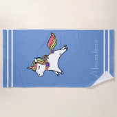 Einhorn mit Regenbogen, lila, rosa Blume, Kleinkin Strandtuch (Vorderseite)