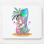 Einhorn mit Surfbrett am Strand Mousepad (Vorne)