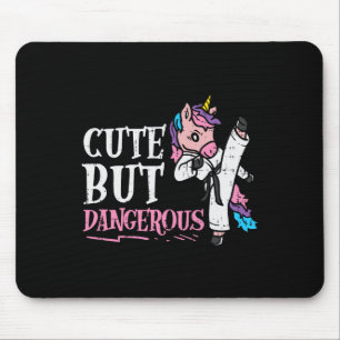 Einhorn Niedlich, aber gefährlich Karate Taekwondo Mousepad