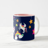Einhorn-Regenbogen-Sterne. Feenhafte Zweifarbige Tasse (VorderseiteRechts)
