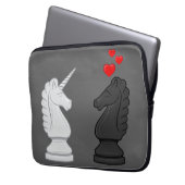 Einhorn-Schach-Ritter Laptopschutzhülle (Vorderseite Links)