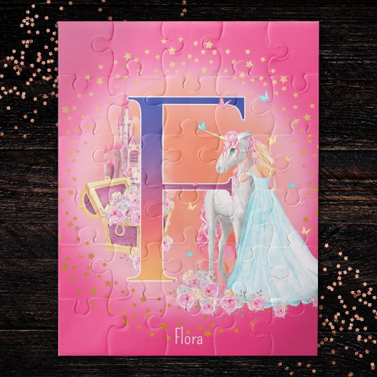 Einhorn und Prinzessin mit Schlossbuchstabe F Mono Puzzle