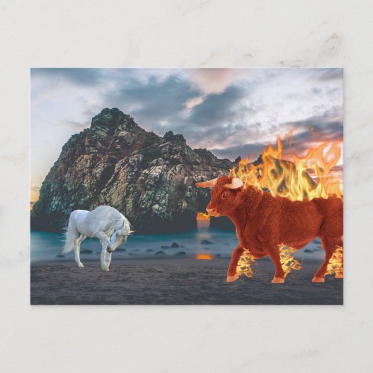 Einhorn und Red Flaming Bull am Strand Postkarte (Vorderseite)