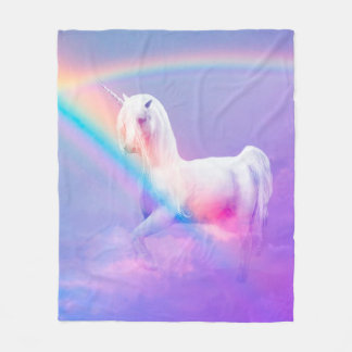 Einhorn und Regenbogen Fleecedecke
