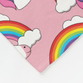Einhorn und Regenbogen mit Wolken Kawaii Fleecedecke (Ecke)