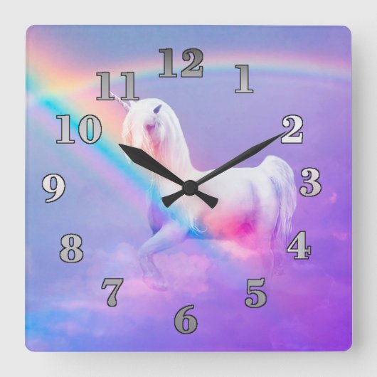 Einhorn und Regenbogen Quadratische Wanduhr (Vorderseite)