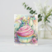 Einhorndrache mit Cupcake und Blumen Postkarte (Stehend Vorderseite)