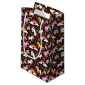 Einhornregenbogen scherzt Hintergrundpferd Kleine Geschenktüte (Vorderseite Schrägansicht)