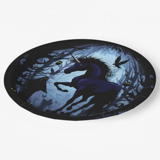 Einhornschwarze Magic Fairy im Dunklen Wald Pappteller (Schrägansicht)