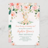 Einige Bunny ist One Pink Floral Rose 1. Geburtsta Einladung (Vorne/Hinten)