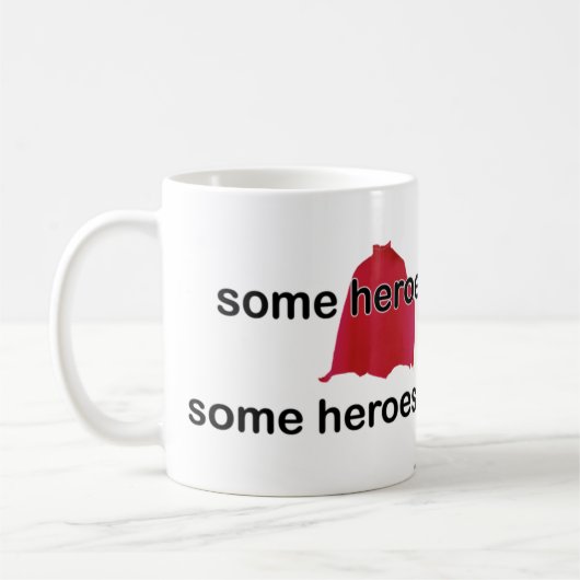 Einige Held-Abnutzungs-Kape Kaffeetasse (Links)