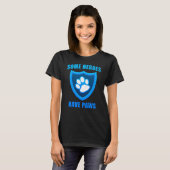 Einige Helden haben Paws: Service Search & Rescue  T-Shirt (Vorne ganz)