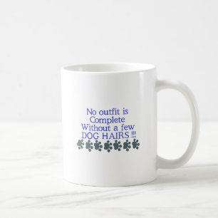 Einige Hundehaare Kaffeetasse