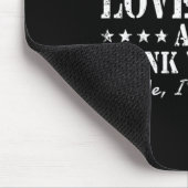 Einige Mädchen Liebe Gewehre trinken Whiskey sein  Mousepad (Ecke)