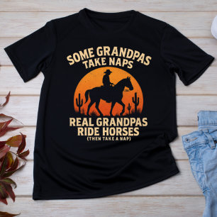 Einige Omas machen Nickerchen, echte Omas reiten P T-Shirt