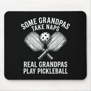 Einige Omas machen Nickerchen echte Omas spielen Mousepad