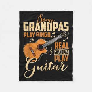 Einige spielen Bingo Wirkliche Omas spielen Gitarr Fleecedecke