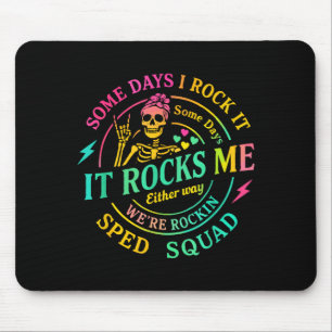 Einige Tage rocke ich es, manchmal rockt es mich S Mousepad