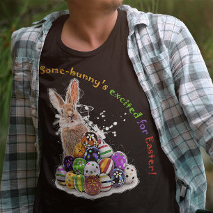 Einiges Häschen ist ganz aufgeregt wegen Ostern! T-Shirt