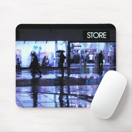 Einkäufe im Regen Mousepad (Mit Mouse)