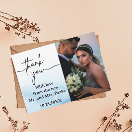 Einladung aus weißem Marmor