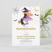 Einladung der lila Hexe zu Geburtstag (Stehend Vorderseite)