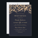 Einladung der Vintagen Goldmedaille-Marine 16 . Ge<br><div class="desc">Elegante 16 . Geburtstag Einladung mit einem goldenen Vintagen Blumendesign. Klassischer Text in weichem Gold kann vollständig personalisiert sein. Matching Wedding Collection im Little Bayleigh Store! Wir haben Kunstwerke von: www.createthecut.com</div>