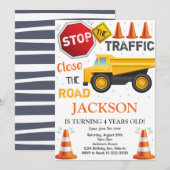 Einladung des Baustumpffahrzeugs (Vorne/Hinten)