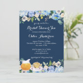 Einladung des Blue Floral Teacup Bridal Dusche (Stehend Vorderseite)