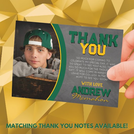 Einladung des Green and Gold Chalkboard Abschlusse