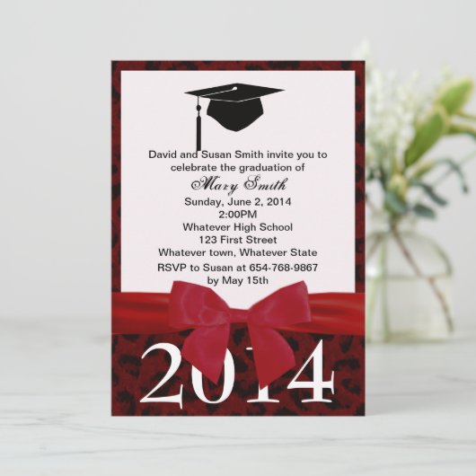 Einladung des Roten Abschlusses Ribbon und Roter L (Stehend Vorderseite)