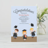 Einladung eines jungen Abschlusses mit Hochschulab (Stehend Vorderseite)