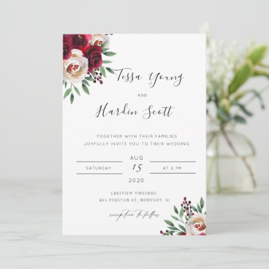Einladung von Burgundy Floral Wedding (Stehend Vorderseite)