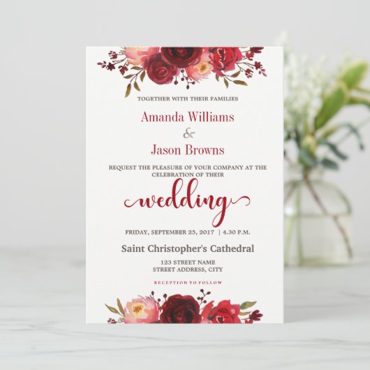 Einladung von Burgundy Marsala Red Floral Wedding (Stehend Vorderseite)