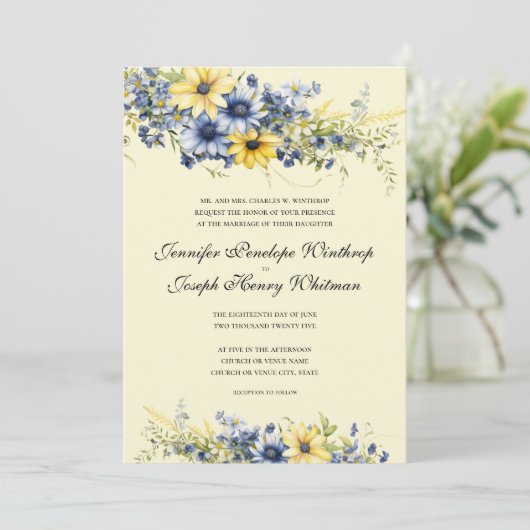 Einladung von Cape Cod Soft Gelb Floral Hochzeit (Stehend Vorderseite)