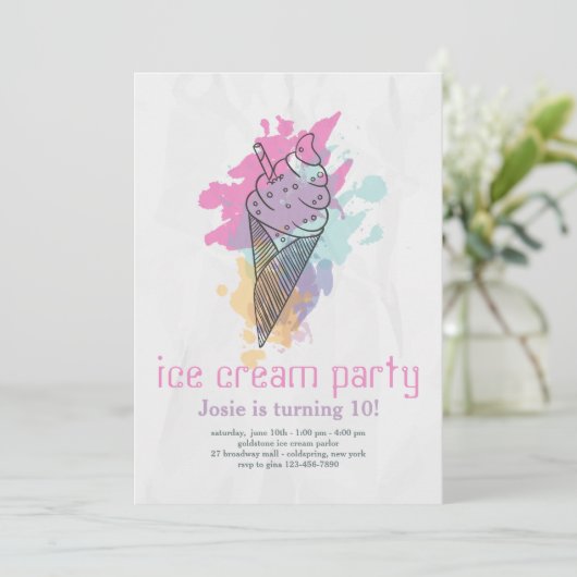 Einladung von Eiskrem (Stehend Vorderseite)