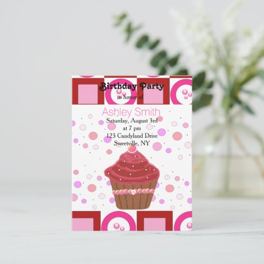 Einladung von Red Velvet Cupcake (Stehend Vorderseite)