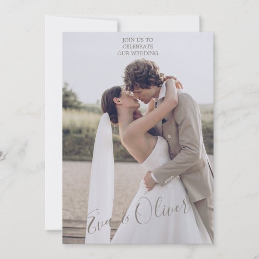 Einladung zu braun-weißem Minimalistischen Papier (Vorderseite)