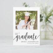 Einladung zu einer eleganten Script-Foto-Graduieru (Stehend Vorderseite)