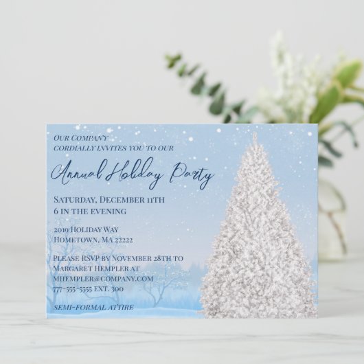 Einladung zu einer schneebedeckten Baum-Feier (Stehend Vorderseite)
