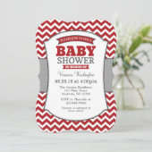 Einladung zu Red Gray Zickzack Baby Shower (Stehend Vorderseite)