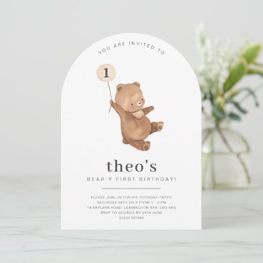 Einladung zum ersten Geburtstag des Bären (Stehend Vorderseite)