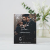 Einladung zum Hochzeitsschreiben von Text Overlay  Postkarte (Stehend Vorderseite)