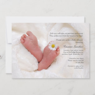 Einladung zur Babyparty mit Neugeborenenfüßen