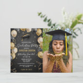 Einladung zur Black and Gold Balloon Graduation Pa (Stehend Vorderseite)