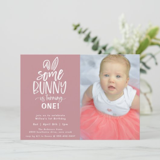 Einladung zur Bunny Birthday Party Foto (Stehend Vorderseite)