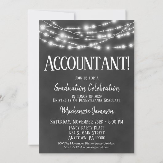 Einladung zur Chalkboard Accountant Graduation Par (Vorderseite)