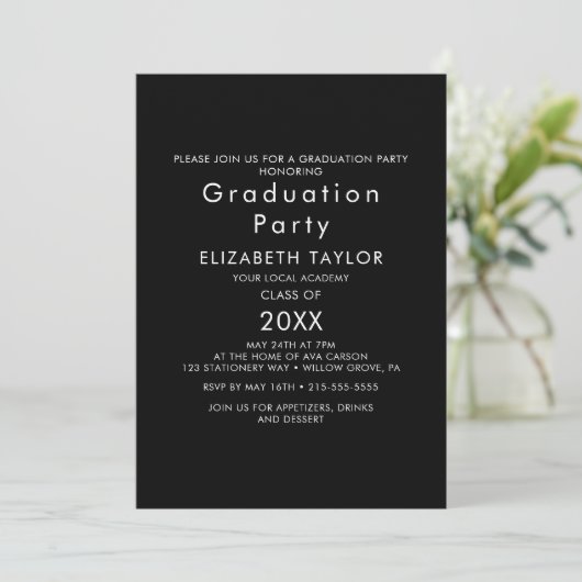 Einladung zur Chic Dark Black Graduation Party (Stehend Vorderseite)